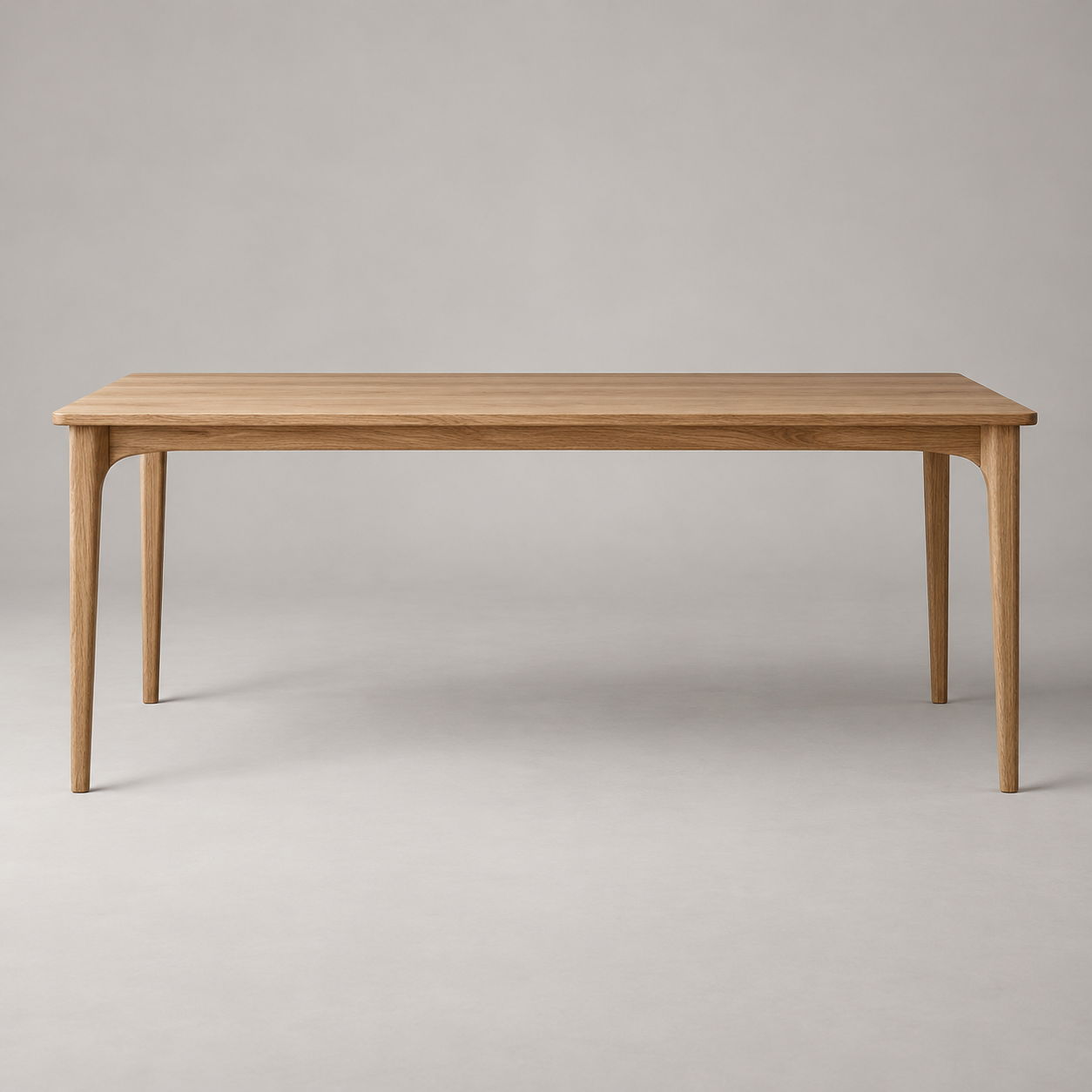 Mesa de madera en estudio